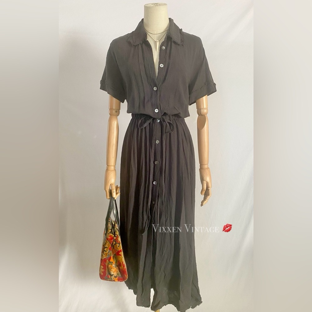 RAQUEL ALLEGRA GAUZE CRINKLE MAXI SHIRTDRESS IN BLACK - Picture 2 of 6
